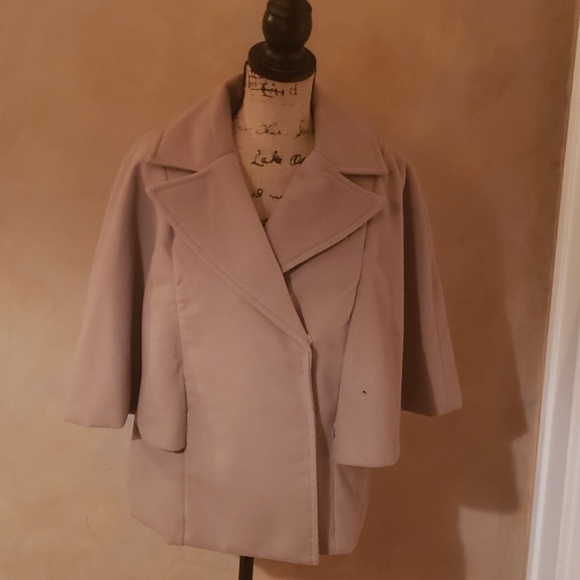 B-Wear Wing Coat - Picture 3 of 6